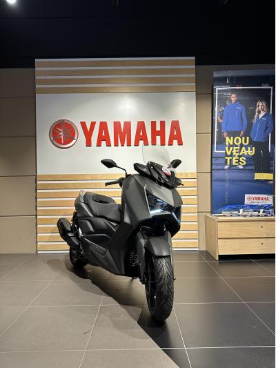 YAMAHA XMAX 300