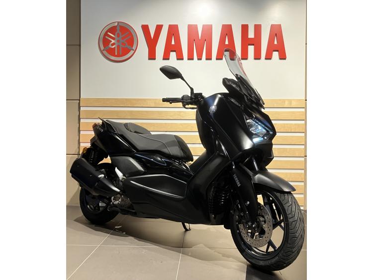 YAMAHA XMAX 300 Tech Max